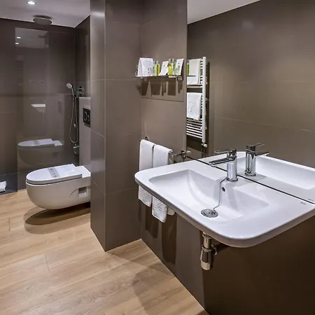 Hotel Ciudad De 3*