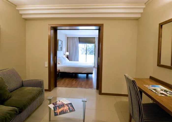 Hotel Ciudad De 3*