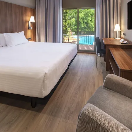 Hotel Ciudad De 3*