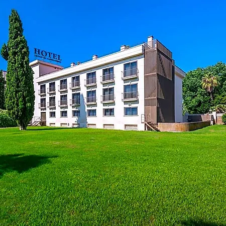 Ciudad De 3*