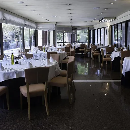 Ciudad De 3* Castelldefels