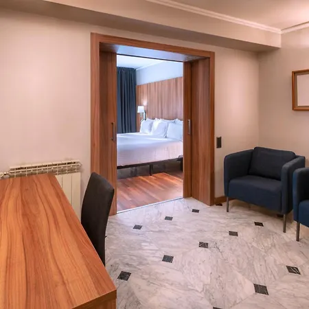 Ciudad De Otel 3*