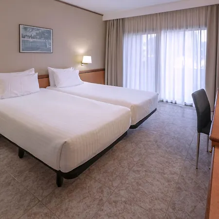 Ciudad De Otel 3*