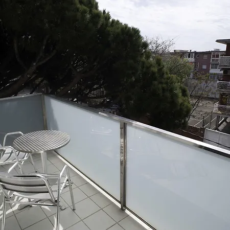 Ciudad De 3*