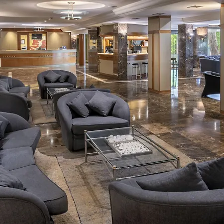 Otel Ciudad De 3*