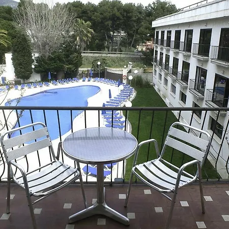 Otel Ciudad De 3*