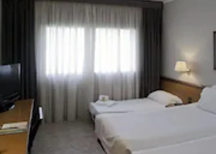 Ciudad De Otel 3*