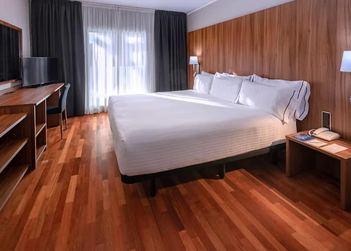 Ciudad De Otel Castelldefels