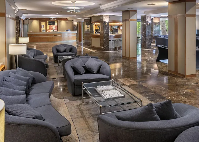Otel Ciudad De 3*